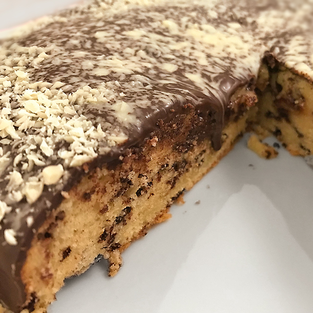 Rumänischer Schokostückchenkuchen