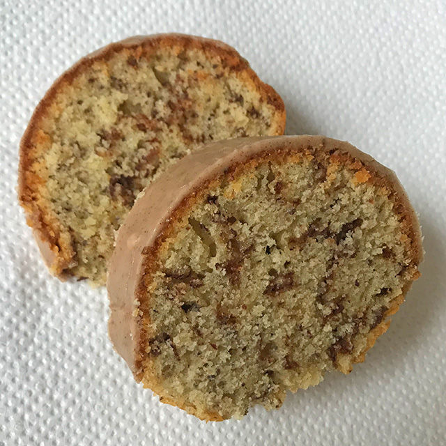Marmorkuchen mit etwas Zimt